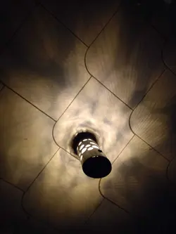 چراغ باغچه ای خورشیدی مدل KM-14