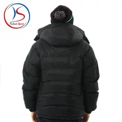 کاپشن پر Mountain Hard Wear