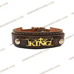 دستبند چرم طرح پلاک کینگ (پادشاه)