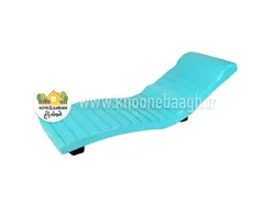 تخت کنار استخر سارو