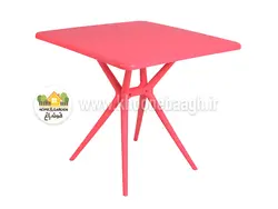 میز مربع تیکا