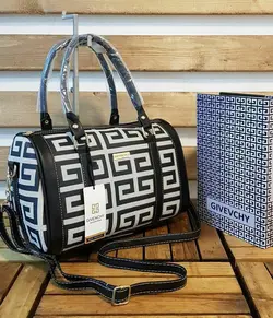 کیف صندوقی زنانه کد KF243