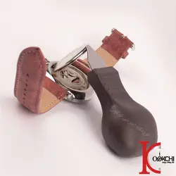 چاقو در پشت ساعت