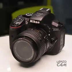 دوربین کارکرده نیکون مدل nikon D5300 به همراه لنز 18-140 - فروشگاه اینترنتی لنزوکم