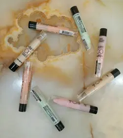 کانسیلر و هایلایتر مدادی دی بالم