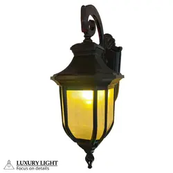 چراغ دیواری پلاستیکی زرین