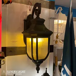 چراغ دیواری پلاستیکی زرین