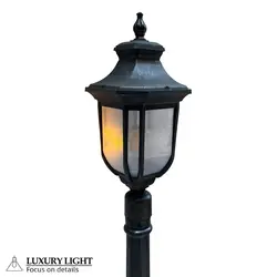 چراغ چمنی پلاستیکی زرین