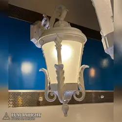 چراغ دیواری آرتین