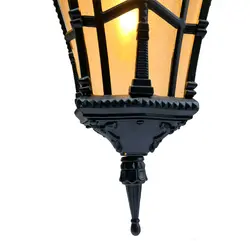 چراغ دیواری محوطه وستا بزرگ