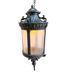 چراغ آویز محوطه پاسارگاد