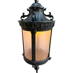 چراغ آویز محوطه پاسارگاد