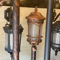 چراغ فانوسی باغی