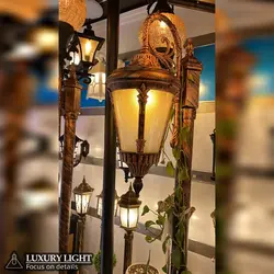 چراغ ایستاده حیاطی تکشاخه آترون