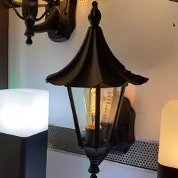 چراغ دیوار حیاط چتری رومی