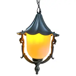 چراغ آویز سلطنتی