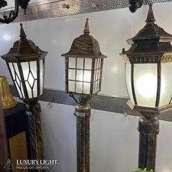 چراغ حیاطی چمنی مشبک