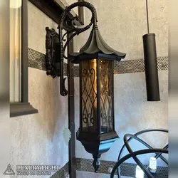 چراغ دیواری پرولاکچری سایز بزرگ