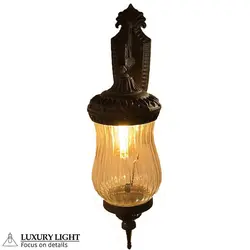 دیواری کاملیا