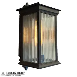 دیواری پاریس متوسط