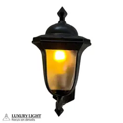 چراغ حیاطی پارکی پلاستیکی دیواری لاله