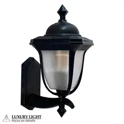 چراغ حیاطی پارکی پلاستیکی دیواری لاله