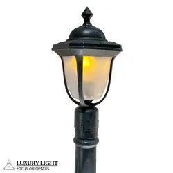 چراغ حیاطی پارکی پلاستیکی چمنی لاله