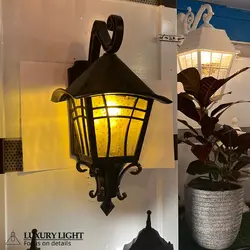 چراغ حیاطی پلاستیکی دیواری کارتین مدل چتری