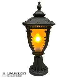 چراغ حیاطی سردری پلاستیکی کارن