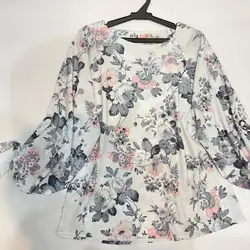 شومیز آستین واشری طرح گل محمدی