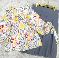 شومیز آستین واشری طرح خط خطی رنگی