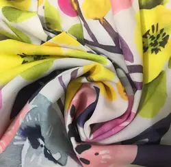 کیمونو طرح گل نیلوفر زرد