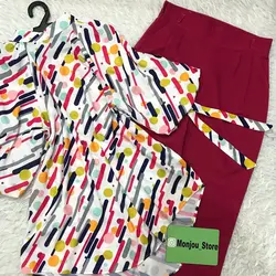 شومیز آستین پفی طرح خط و توپ رنگی