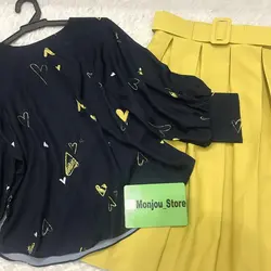 کیمونو طرح قلب زرد زمینه سورمه ای