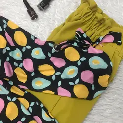 شومیز آستین واشری طرح اووکادو زمینه مشکی