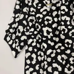 شومیز یقه کارتیه طرح ابر سفید