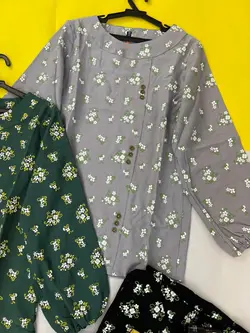 شومیز گل برجسته سه دکمه