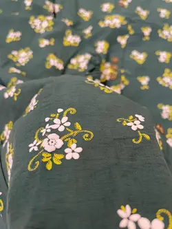 شومیز گل برجسته سه دکمه