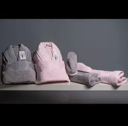 ست حوله دو نفره کلارا صورتی مات و طوسی