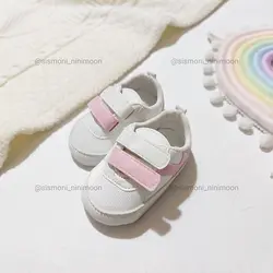 پاپوش اسپورت چسبی