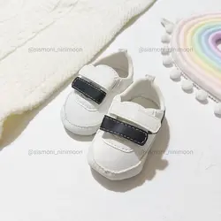 پاپوش اسپورت چسبی