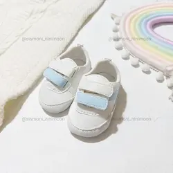 پاپوش اسپورت چسبی