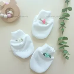 دستکش نوزادی