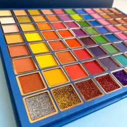 سایه چشم 88 رنگ Via letvass طرح قو