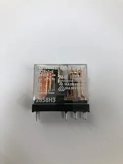 رله ۲۴ ولت ۱۶ آمپر تک کنتاکت OMRON هشت پایه