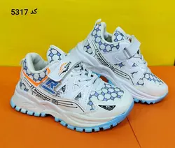 حراج ویژه این هفته در ترب کفش کتونی اسپرت بچگانه پسرانه مدل سورن سفید آبی شیک و زیبا