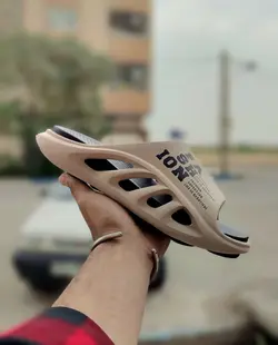 حراج استثنایی دمپایی مردانه و پسرانه نرم و سبک و راحت کرمی