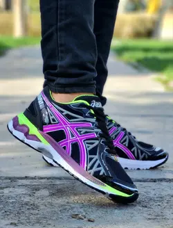 فروش فوق العاده کفش کتونی اسپرت مردانه پسرانه جدیدترین مدل اسیکس مشابه نمونه های خارجی مشکی صورتی (کپی)