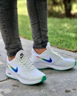 حراج ویژه کفش کتونی اسپرت مردانه وپسرانه مدل نایک فوق العاده جذاب ومنحصربفردرنگ سفیدنایک رنگین کمانی