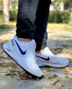 حراج باورنکردنی کفش کتونی اسپرت مردانه و پسرانه مدل نایک اسپیسر بی نهایت راحت و با کیفیت رنگ سفید نایک مشکی زیبا و شیک
